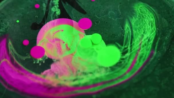 Kapka Barvy Šplouchání Inkoustové Vody Emulzní Bublina Světlé Neon Zelená — Stock video