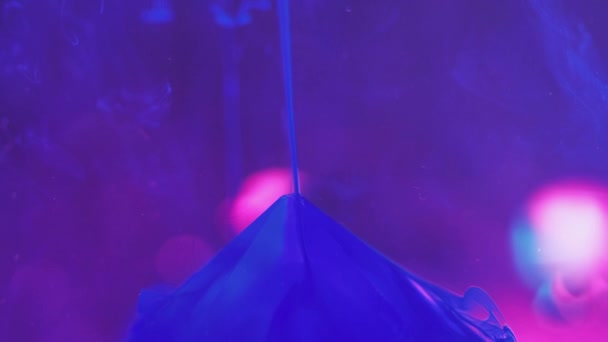 Fundo Fluxo Pigmento Movimento Tinta Fumaça Surreal Substância Corante Azul — Vídeo de Stock