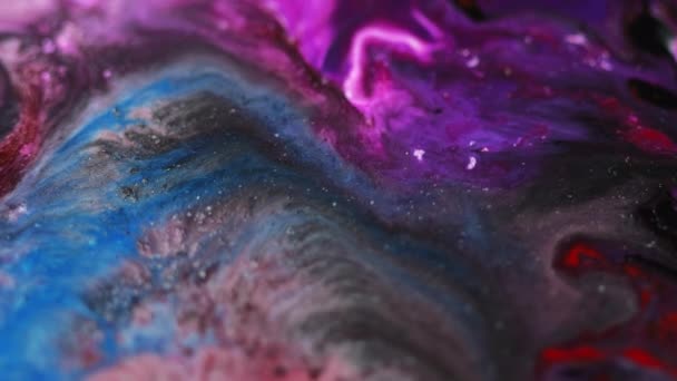 ペイントブレンド インク水の流れ ブルーネオンパープルブラックレッドカラーグリッター大理石のテクスチャ液体波動アート抽象的な背景 — ストック動画