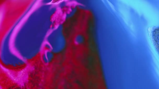 Caída Tinta Pirámide Brillo Desenfocado Rosa Brillante Rojo Azul Color — Vídeos de Stock