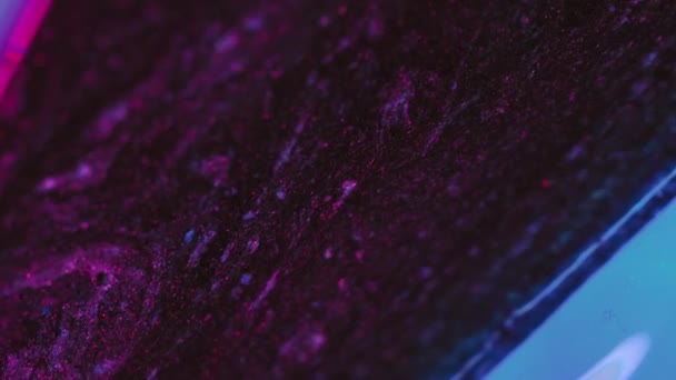 Gotejamento Tinta Brilhante Derrame Tinta Néon Fluído Cibernético Desfocado Fluorescente — Vídeo de Stock