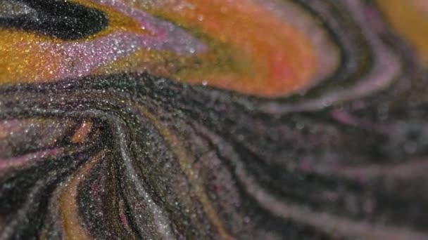 Блискучий Потік Рідини Мармурова Фарба Чорний Золотистий Фіолетовий Сріблястий Колір — стокове відео