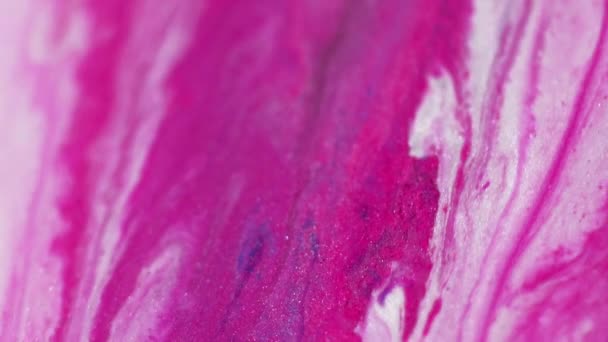 Farbkleckse Glitzertinte Tropft Defokussiert Magenta Rosa Weiße Farbe Glänzend Schimmernde — Stockvideo