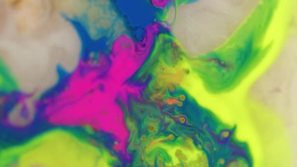 Verf Mengen Water Vloeibare Kunsttextuur Heldere Neon Roze Geel Blauwe — Stockvideo