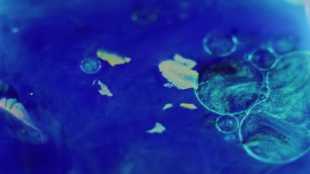 Gotas Purpurina Mancha Óleo Névoa Cor Desfocado Azul Transparente Brilhante — Vídeo de Stock