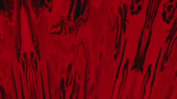 墨水洒了油漆飞溅 恐怖的谜 脱色红黑色丙烯酸乳液混合滴滴级联波抽象艺术背景 — 图库视频影像
