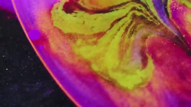 Ceață Sclipici Vopsea Amestecul Apă Blur Vibrant Neon Violet Roz — Videoclip de stoc