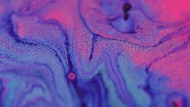 Fluido Purpurina Textura Mármol Flujo Tinta Desenfocado Neón Azul Rosa — Vídeos de Stock