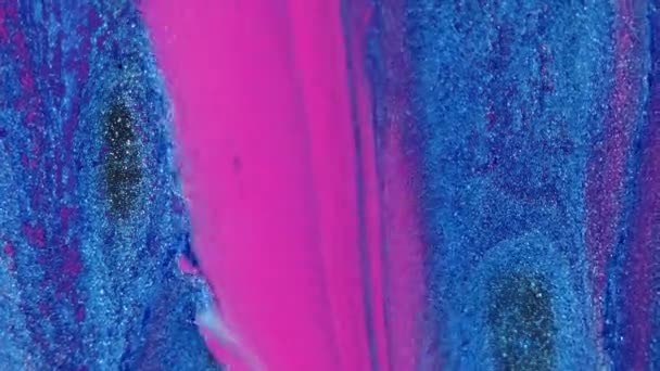Bläck Utsläpp Glitter Färgblandning Oskärpa Rosa Blå Färg Gnistrande Partiklar — Stockvideo