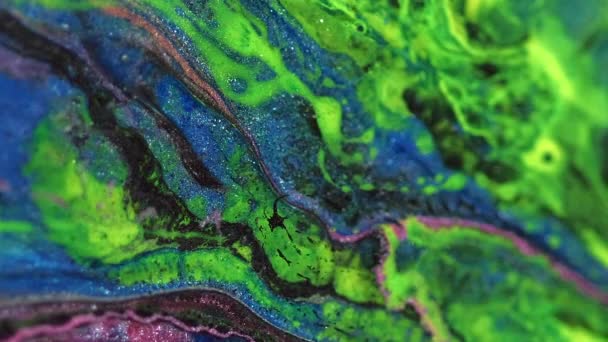 Vertikales Video Flüssiger Farbhintergrund Bunte Mischung Glitzernde Zaubermischung Lebendige Neongrün — Stockvideo