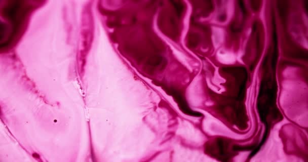 Ροή Νερού Χρώματος Χύθηκε Μελάνι Από Αλκοόλ Θολούρα Ροζ Κόκκινο — Αρχείο Βίντεο