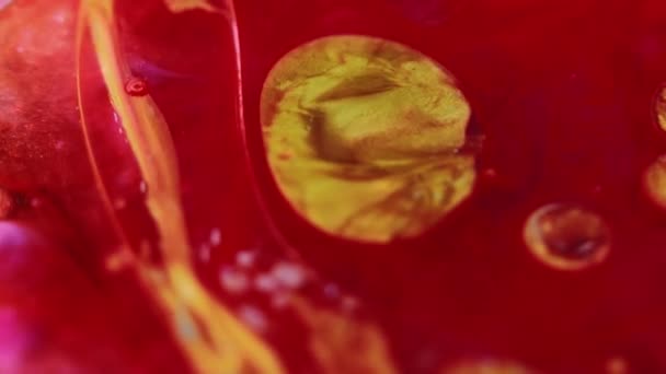 Φούσκες Βαφή Νερού Defocused Κόκκινο Χρυσό Ροζ Χρώμα Γυαλιστερό Σωματίδια — Αρχείο Βίντεο