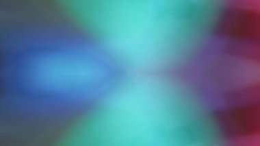 Yansıma arkaplanı. Renkli kiriş parlıyor. Kaleydoskop kırılması. Hipnotik sanattaki şeffaf cam elementlerde soyut bulanık ışık efekti.