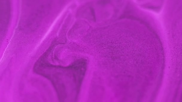 摘要背景 染料液体 幻想混合 神奇流动液体乳液艺术中模糊生动的紫色黑色颗粒纹理涂料波纹运动 — 图库视频影像