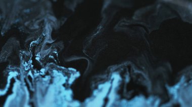 Mürekkep döküldü. Parıldayan sıvı dalga. Odaklanmamış siyah neon rengi ışıltılı tanecikler akrilik boya sızıntısı sıvı akış soyut sanat arka planı.