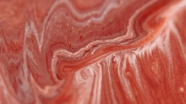 Akrilik mermer. Mürekkep dalgası. Bulanık kırmızı beyaz renk ışıl ışıl parçacıklar dokusu sıvı cila karışımı hareket soyut sanat arkaplanı.