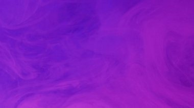 Parlayan buhar. Mürekkep suyu karışımı. Bulanık neon pembe mavi renkli sis yüzen dalga hareketi soyut sanat arkaplanı ve boş alan.