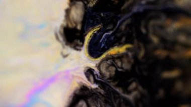 Mürekkep dalgası. Parıldayan sıvı dökülmesi. Bulanık siyah beyaz renk katmanları holografik titreşimli parçacıklar doku su sıvısı pigment boya sızıntısı hareketli soyut sanat arkaplanı.