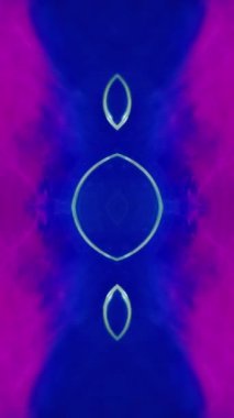 Dikey video. Neon sisi. Yağ kabarcıkları. Mürekkep kaleydoskop. Fütürist portal. Odaklanmamış morumsu pembe renk boya sıvı su damlası hareketli soyut sanat arkaplanı.