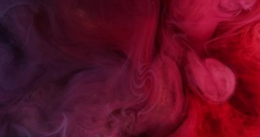 Buhar girdabı. Mürekkep suyu karışımı. Kırmızı mor parıltı, sıcak patlama, duman, yüzen doku dalgaları hareket soyut arkaplan yayıyor..