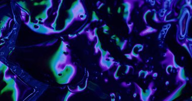 Mavi folyo. Renk değişimi. Görüntü yansımaları deforme olmuş yüzey. Dalgalanan dağılım akışı ışık spektrumu kurgu psikedelik dalga gradyanı.