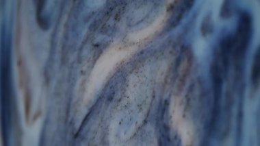 Mermer akışı. Dalgalı diş minesi. Pak boya arızası. Altın parıltılı taş desenli renkli mürekkep. Sanatsal kıvrımlar..