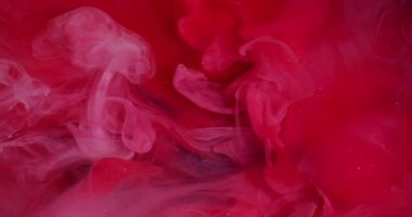 Sihirli duman. Boya karışımı. Pembe kırmızı girdap gizemli akış. Renk pigmenti çözünen sanat soyut arkaplan titreşimli dalga çözünürlüğü.