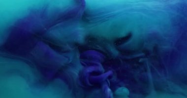 Dalga sisi. Sis boyası. Soyut sanat yaratıcılığı arka planında büyüyen karıştırılmış mavi renkli sıvı karışım karışım sıvısı sıçraması.