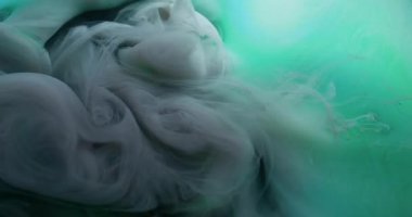 Dönen bulut. Renkli su. Soyut akrilik yaratıcı sanat arka planında sıvı harman buharında çözünmüş mavi boya..