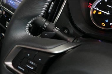 Arabanın farlarını kapatma işlemini kontrol etmek için çalıştır