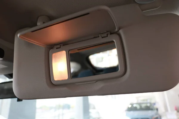 Visitor Matahari Depan Dalam Mobil — Stok Foto