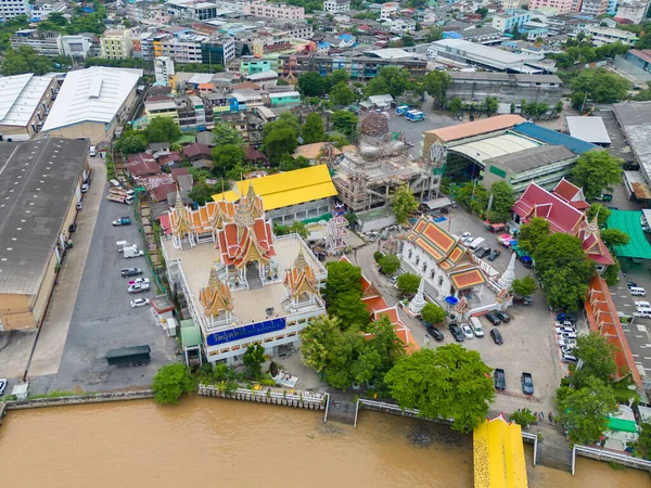 亚洲城市泰国曼谷市武塔卡特区的邦坤天运河与自然树木的鸟瞰图 中午的建筑物 — 图库照片