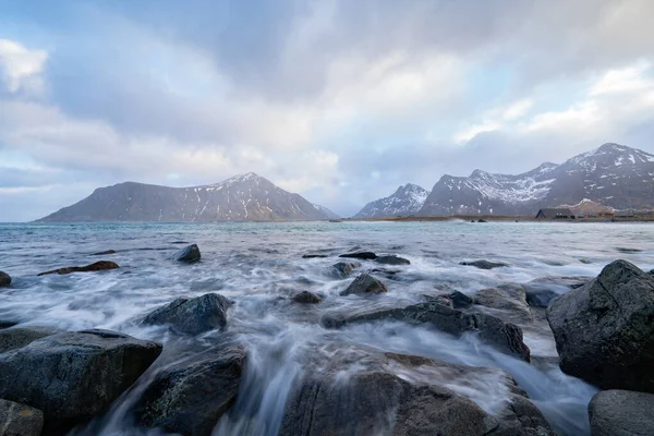 Biała Góra Śnieżna Wyspach Lofoten Hrabstwo Nordland Norwegia Europa Wzgórza — Zdjęcie stockowe