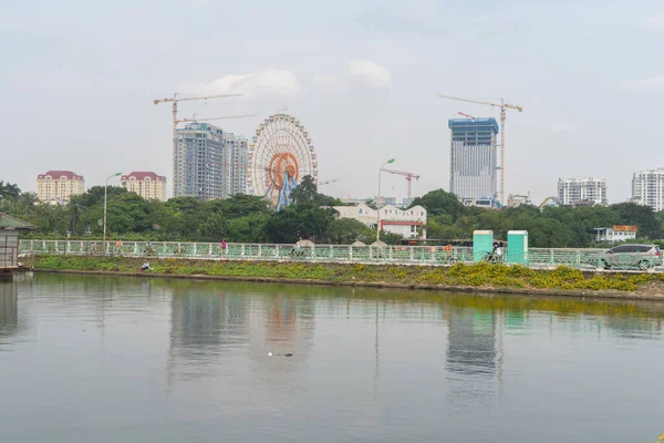 Refleksja Hanoi Downtown Skyline Wietnam Jeziorem Rzeką Dzielnica Finansowa Centra — Zdjęcie stockowe