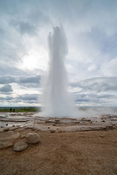 Гейзерный Горячий Источник Достопримечательности Исландии — стоковое фото