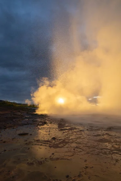 Geyser Hot Spring Tourist Attraction Iceland — Stock Photo, Image