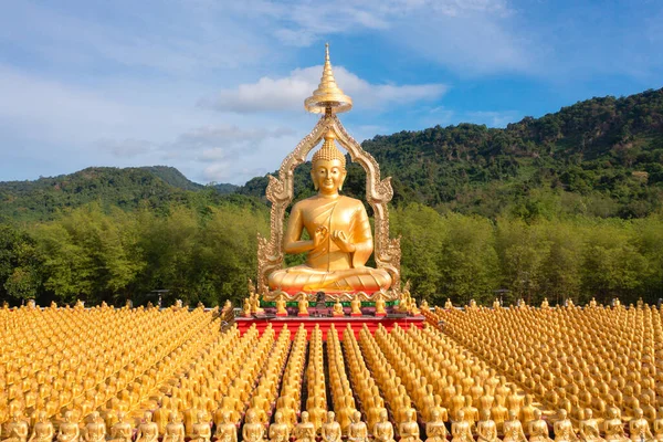 Phuttha Utthayan Makha Bucha Anusorn Buddhism Memorial Park Nakhon Nayok —  Fotos de Stock