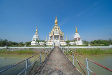 Wat Thung Setthi, Khon Kaen, Isan Tapınağı. Pagoda, Tayland 'ın başkenti Tayland' da bir Budist tapınağıdır. Tayland mimarisi arka planı. Turistik bölge simgesi.
