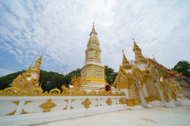 Wat Phrathat Phanom, Nakhon Phanom, Isan Tapınağı. Pagoda, Tayland 'ın başkenti Tayland' da bir Budist tapınağıdır. Tayland mimarisi arka planı. Turistik bölge simgesi.