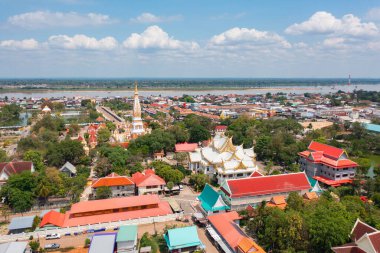 Wat Phrathat Phanom, Nakhon Phanom, Isan Tapınağı. Pagoda, Tayland 'ın başkenti Tayland' da bir Budist tapınağıdır. Tayland mimarisi arka planı. Turistik bölge simgesi.
