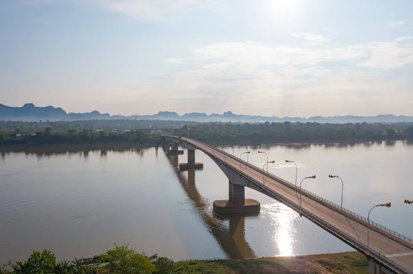 Luchtfoto Van Thaise Laos Brug Met Mekong Rivier Met Groene — Stockfoto
