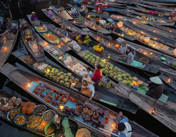 Damnoen Saduak Floating Market Amphawa Gente Del Posto Vende Frutta — Foto Stock