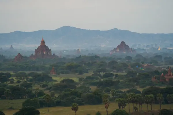 Vista Aérea Los Templos Birmanos Ciudad Bagan Desde Globo Patrimonio — Foto de Stock