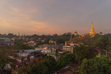 Shwedagon Pagoda, Bagan şehrinin Burma tapınakları, unesco dünya mirası, Yangon, Myanmar veya Burma. Turizm beldesi.