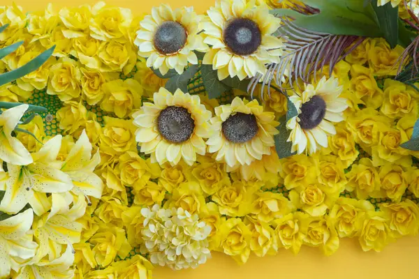 Gelbe Blume Dekoration Hintergrund — Stockfoto