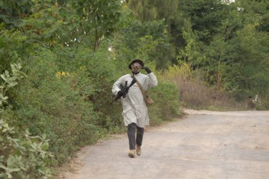 İslami takım. Kobra Gold tatbikatı sırasında Tayland 'da düşmana saldırı hazırlığı yapan silahlı askeri birlikler. Savaş gücü eğitimi..