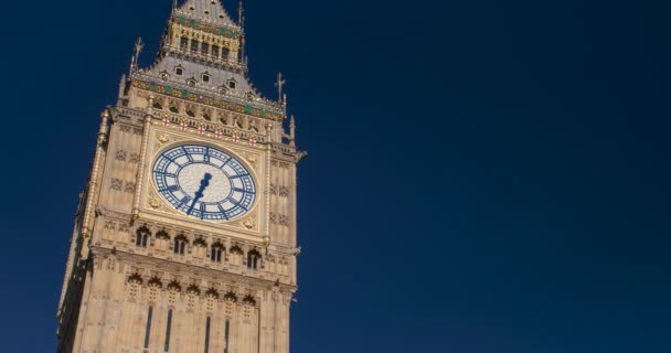 Avion Survolant Big Ben Chambres Parlement Parliament Square Westminster Londres — Video