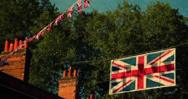 Union Jack Flagags Flight Hours Street England Велика Британія — стокове відео