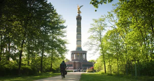 Victory Column Siegessaule Viewed Tiergarten Public Park Berlin Germany Europe — Stock Video