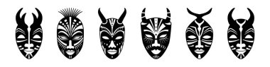 Afrika ve Hint kabilelerinin boynuzlu ritüel maskeleri. Dini ve geleneksel vektör ayinleri için Tanrı 'nın geleneksel yüz totemi.